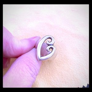 James Avery Mother’s Love ring size 5